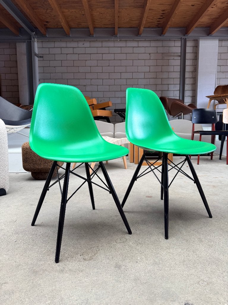 Vitra Eames DSW chair (voorraad: 2), Huis en Inrichting, Stoelen, Ophalen, Overige kleuren, X, Metaal