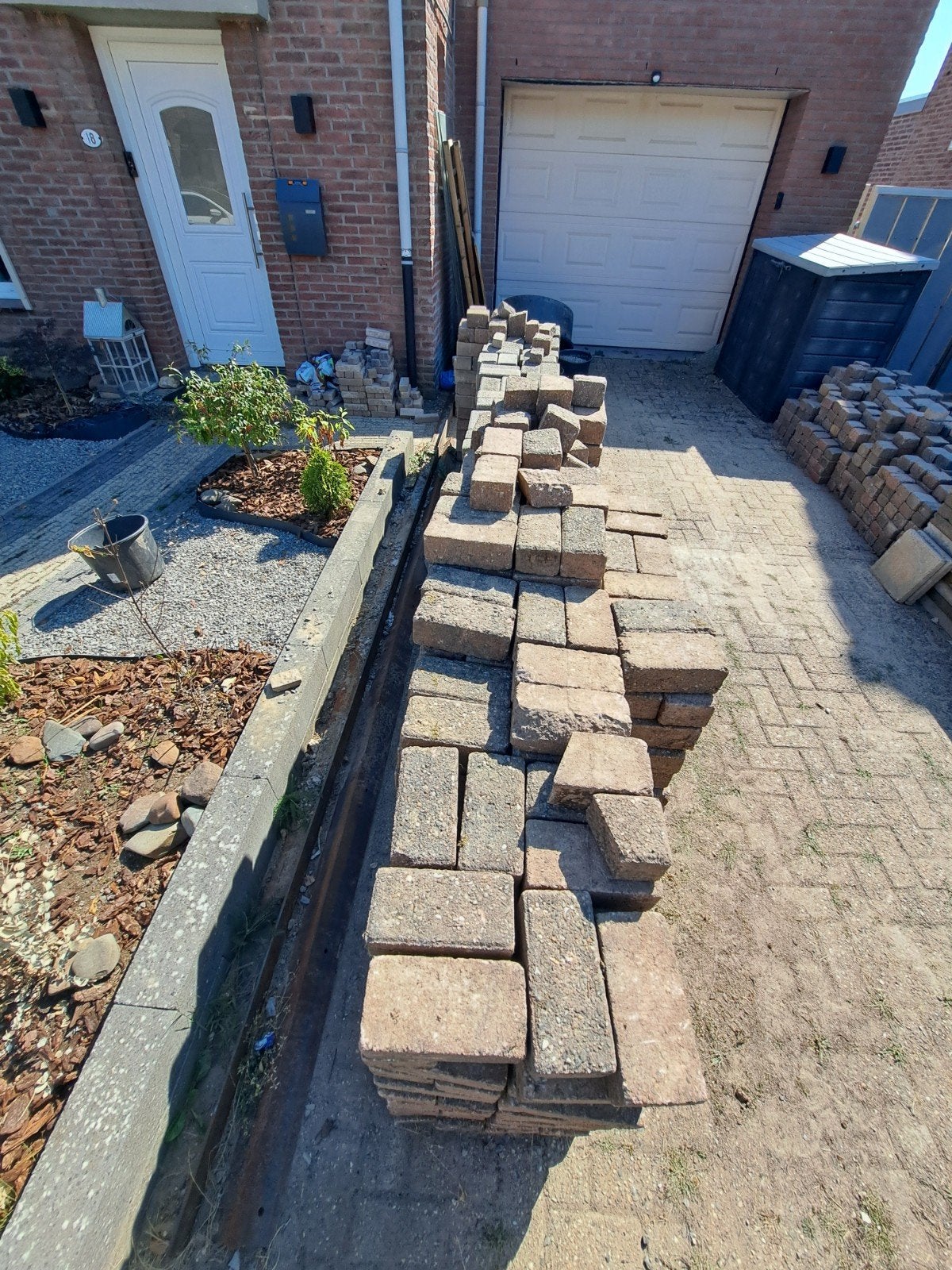 Stenen bestrating, Ophalen, Overige materialen
