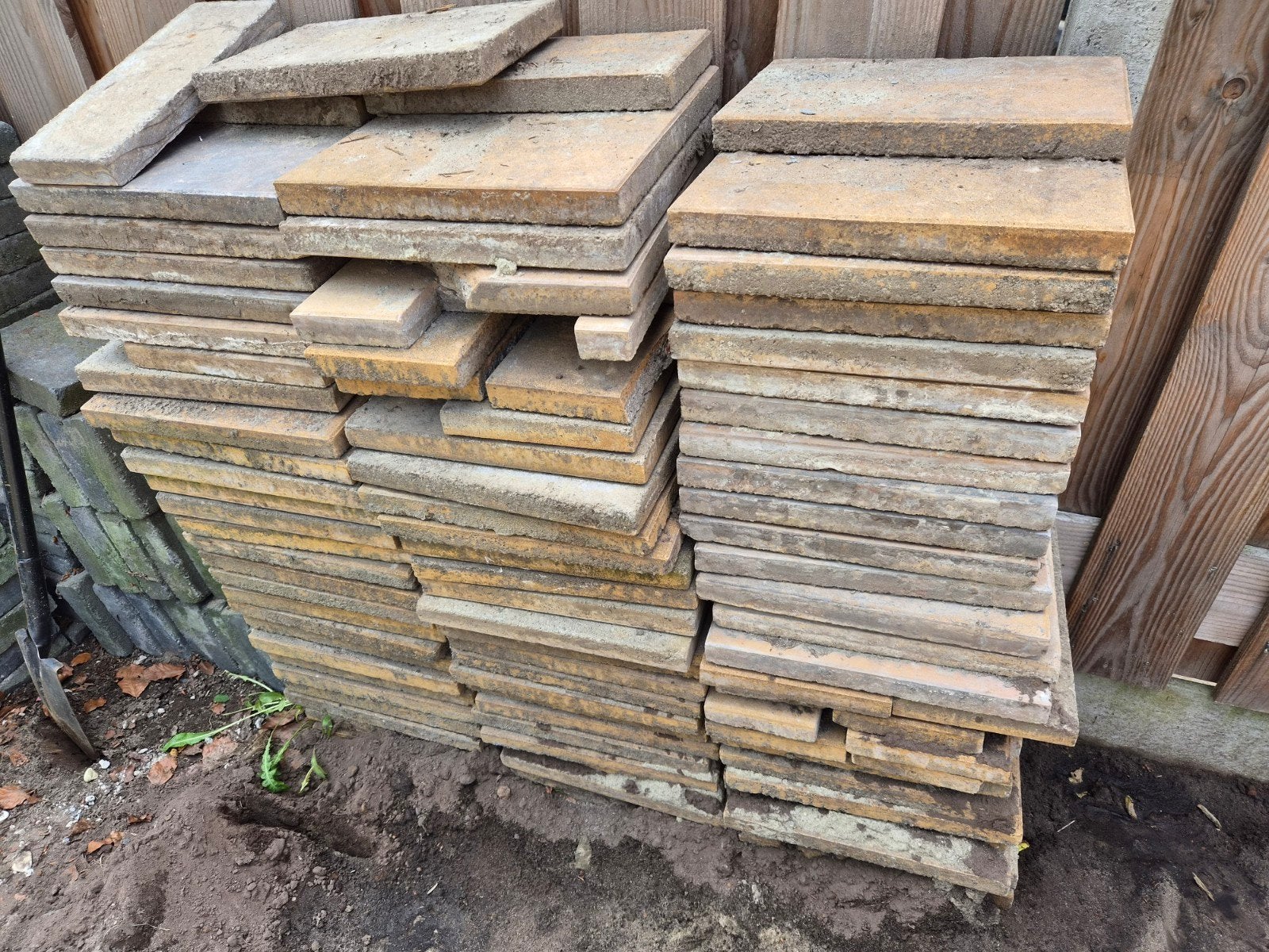 Gebruikte terrastegels/vloertegels - diverse maten, Ophalen of Verzenden, Gebruikt, Overige materialen, 10 m² of meer