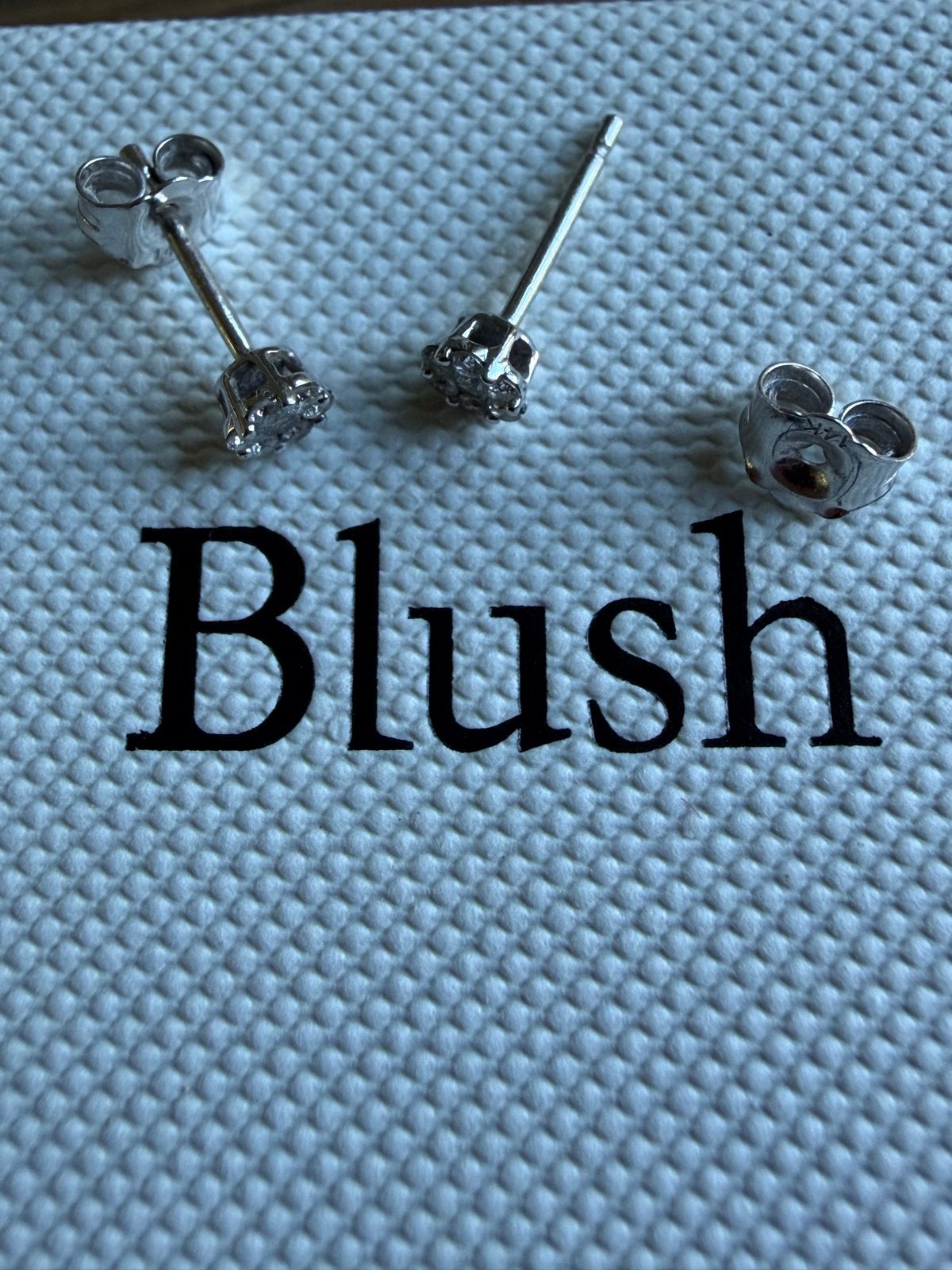 Blush Diamonds Oorstekers Witgoud 0.10ct Briljant Nieuw, Wit, Nieuw, Ophalen of Verzenden, Met edelsteen