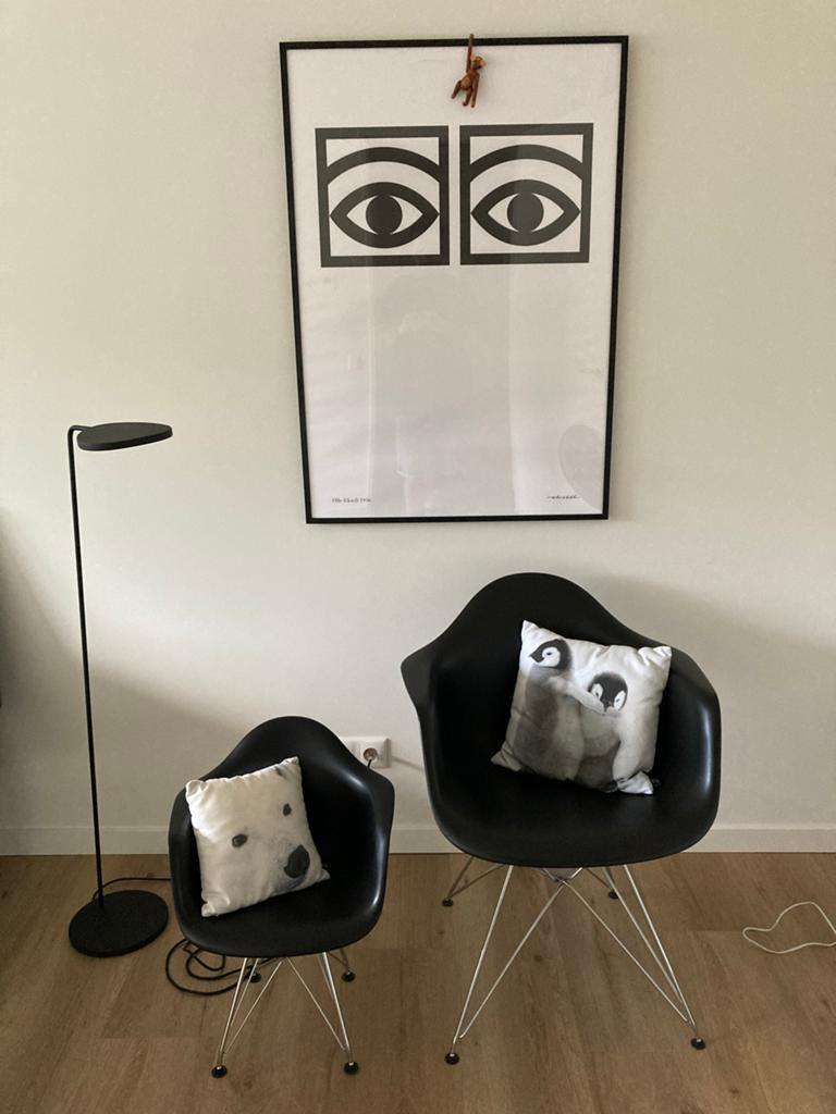 Design stoel, zwart met metalen onderstel, Ophalen, Kunststof, Gebruikt, Zwart