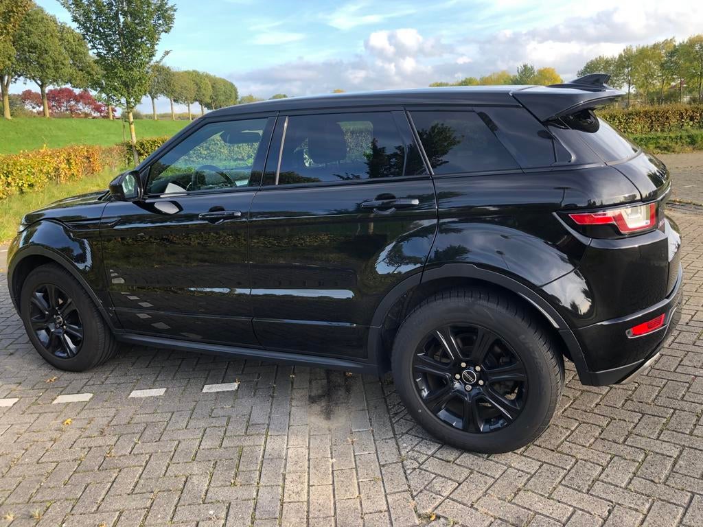 Land Rover Range Rover Evoque 2.0 TD4 4WD AUT 2016 Zwart, Auto's, Land Rover, Particulier, 4x4, ABS, Achteruitrijcamera, Adaptieve lichten