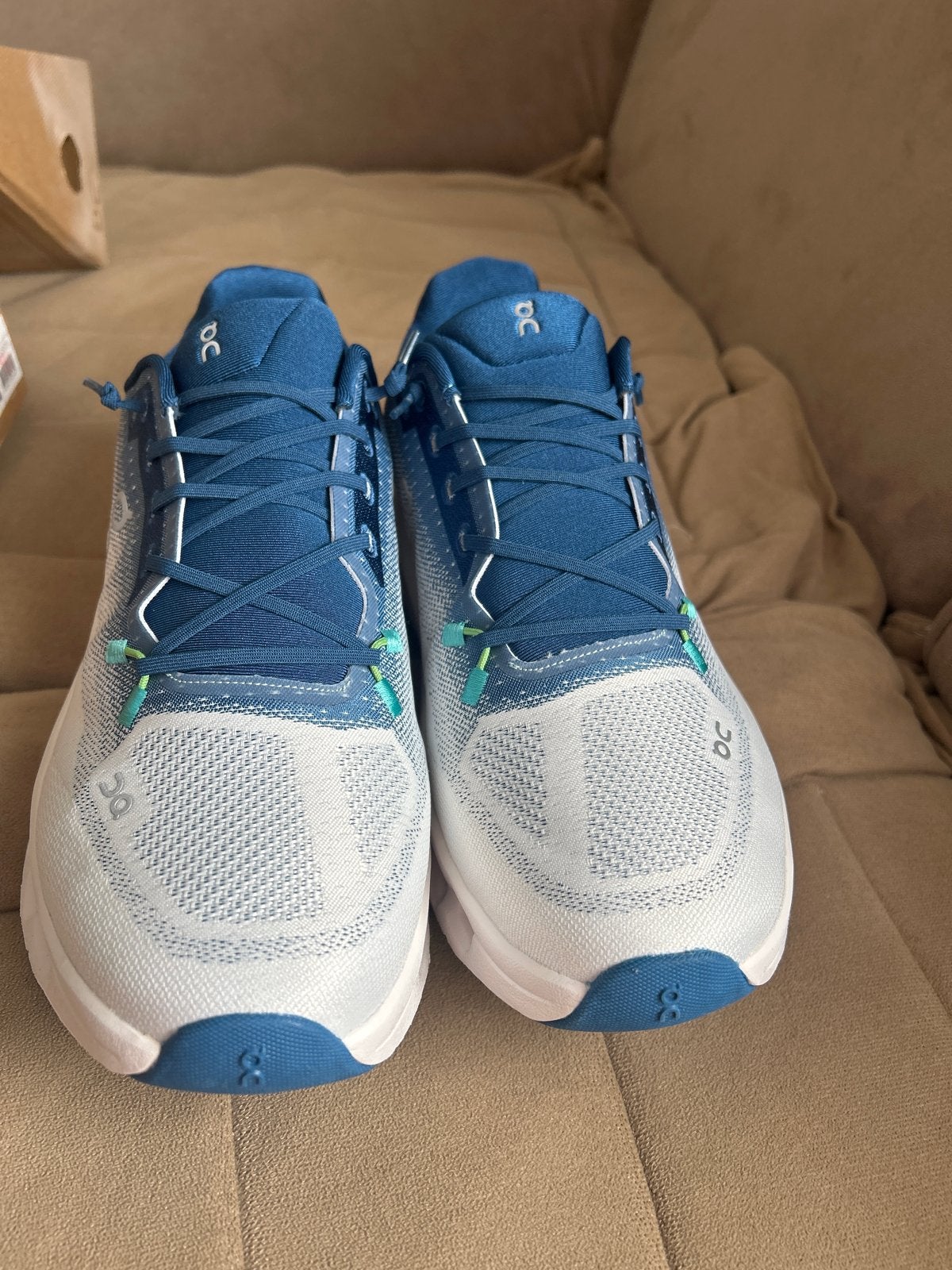 Onclouds hardloopschoenen blauw maat 43, Kleding | Heren, Schoenen, Ophalen, Nieuw, Blauw, Sportschoenen