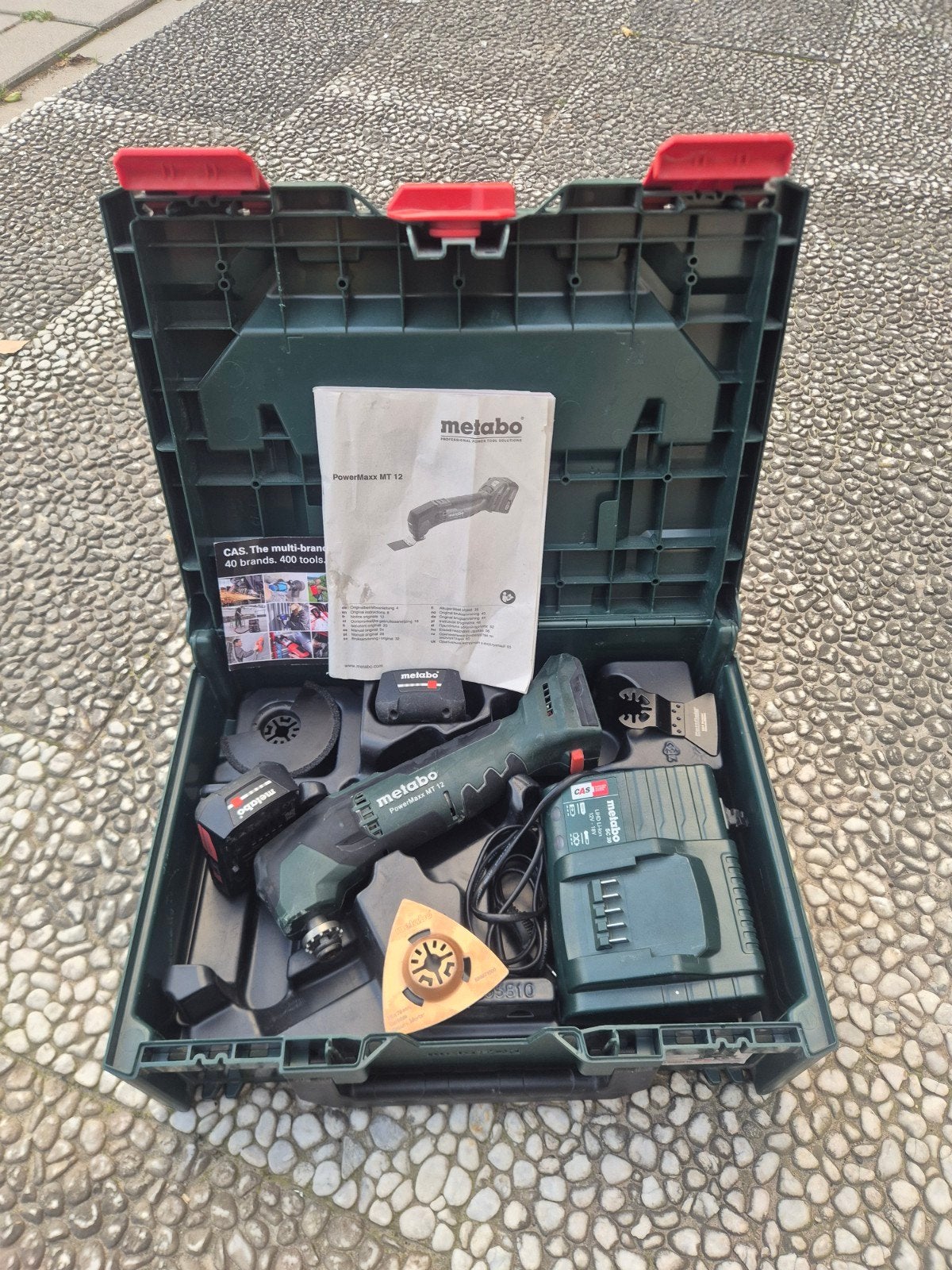 Metabo PowerMaxx MT 12 accu-multitool met 2 accu's en lader, Ophalen of Verzenden, Gebruikt, Multitool