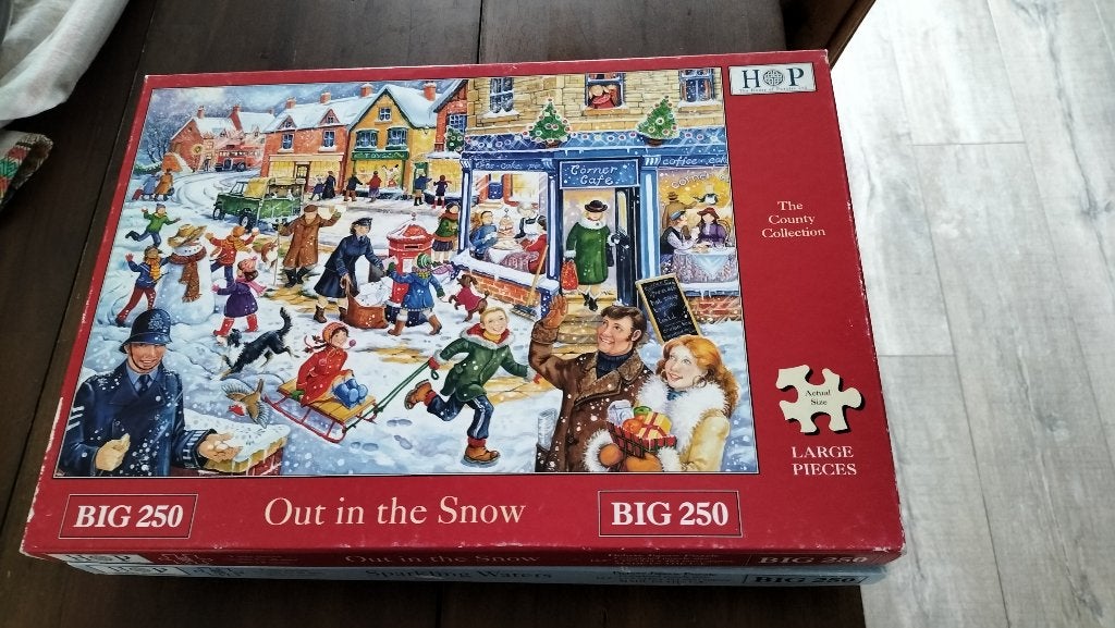 HOP puzzel Out in the Snow, Ophalen of Verzenden, Minder dan 500 stukjes, Zo goed als nieuw, Legpuzzel