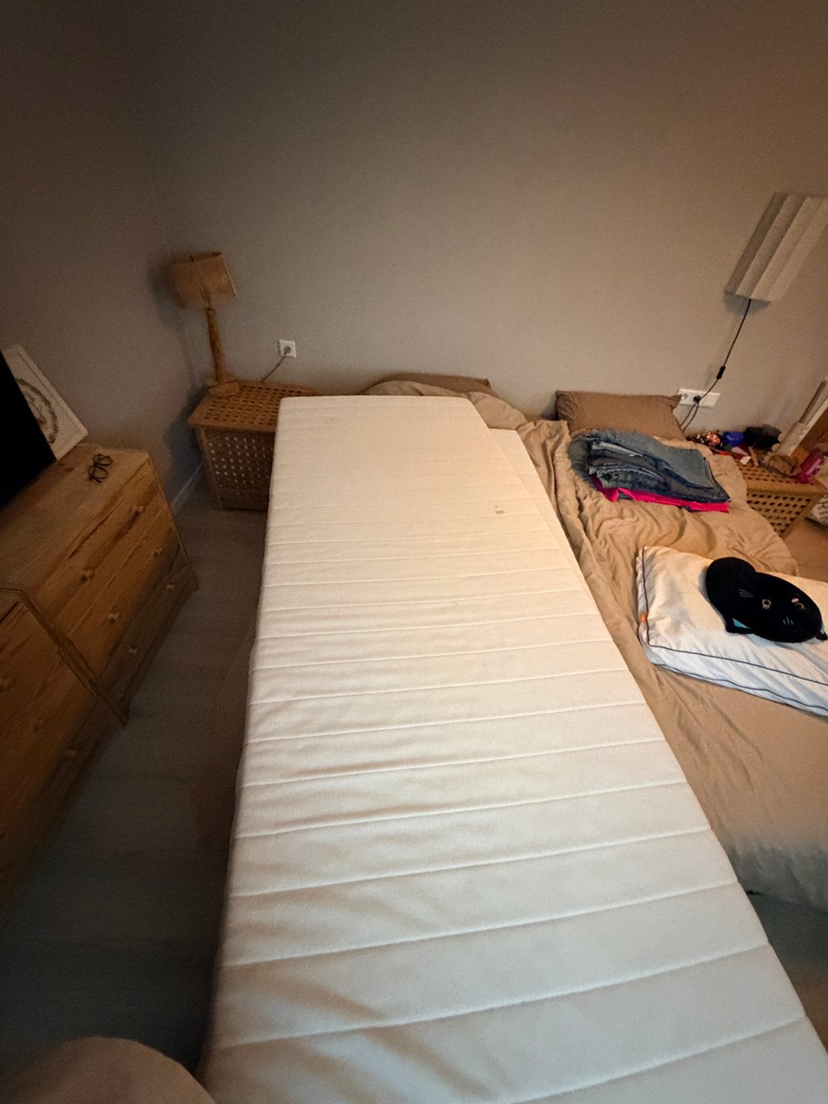 2 matrassen gratis  af te halen, Huis en Inrichting, Slaapkamer | Matrassen en Bedbodems, Ophalen, Gebruikt, Eenpersoons, 90 cm