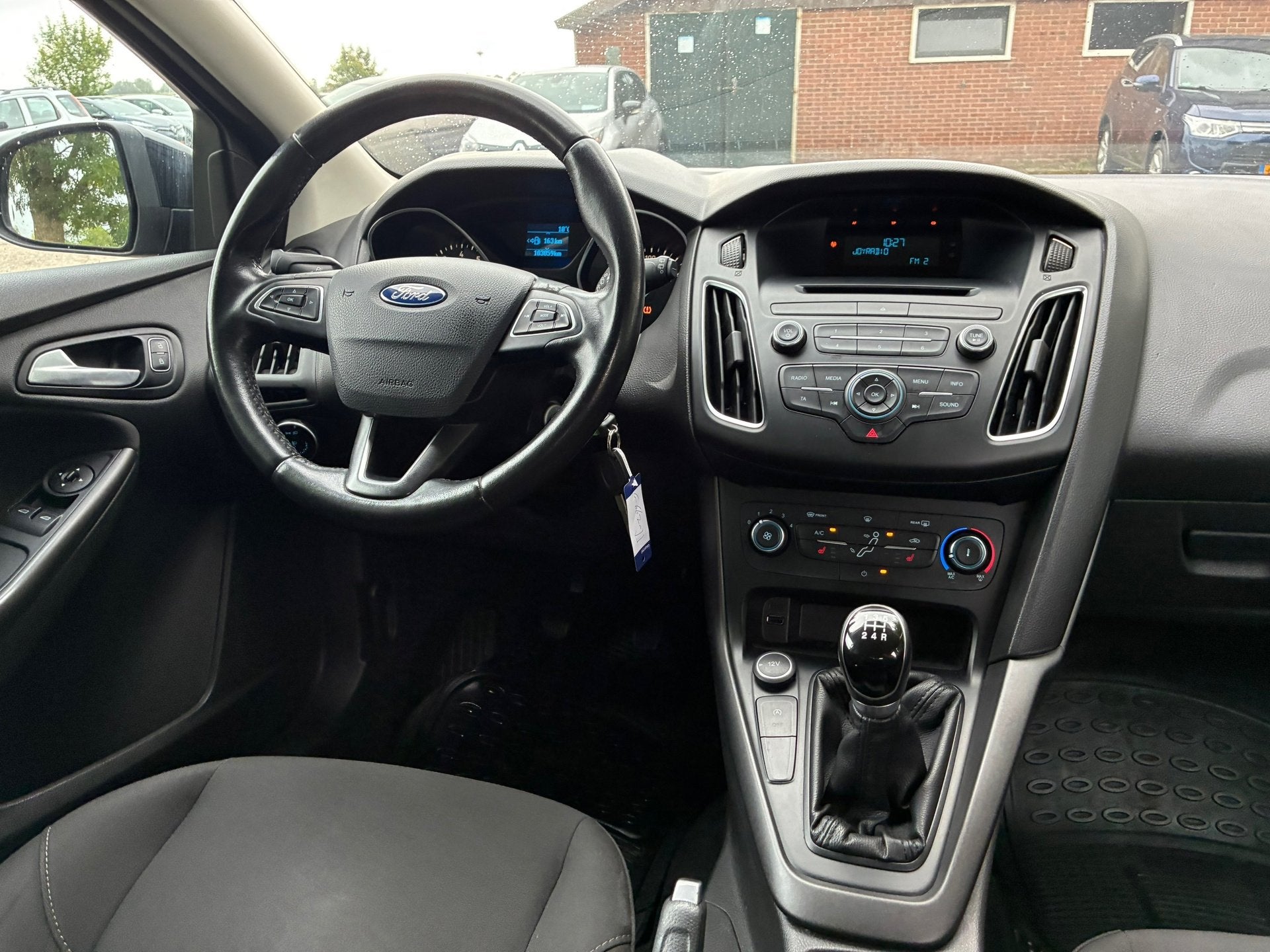 Ford Focus Wagon 1.0 Trend | 103.000 km + Airco + Stoel verw, Gebruikt, Zwart, Handgeschakeld, 999 cc