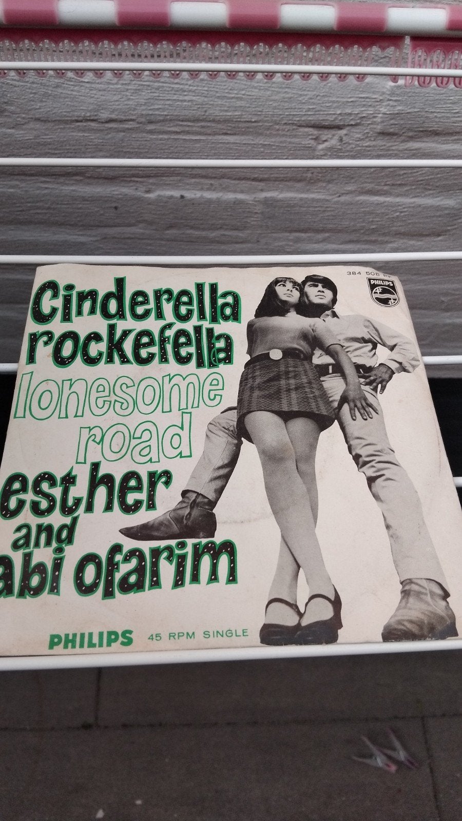 Esther & Abi Ofarim - Cinderella Rockefella (Single), Cd's en Dvd's, Gebruikt, 7 inch, Ophalen of Verzenden, Pop