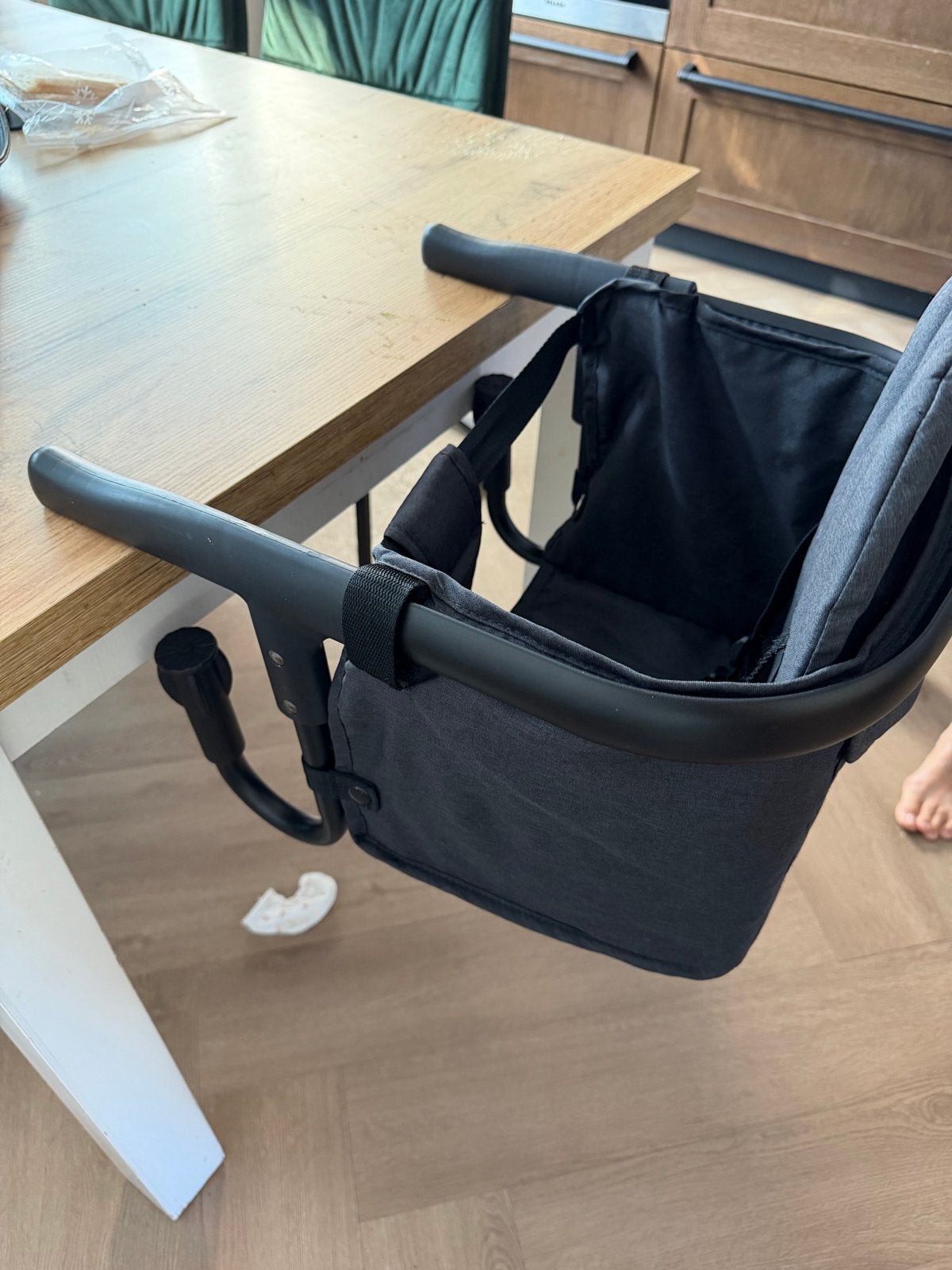 Handige tafelstoel voor baby's - Compact en veilig, Kinderen en Baby's, Kinderstoelen, Ophalen, Gebruikt, Overige typen, Aanschuifbaar