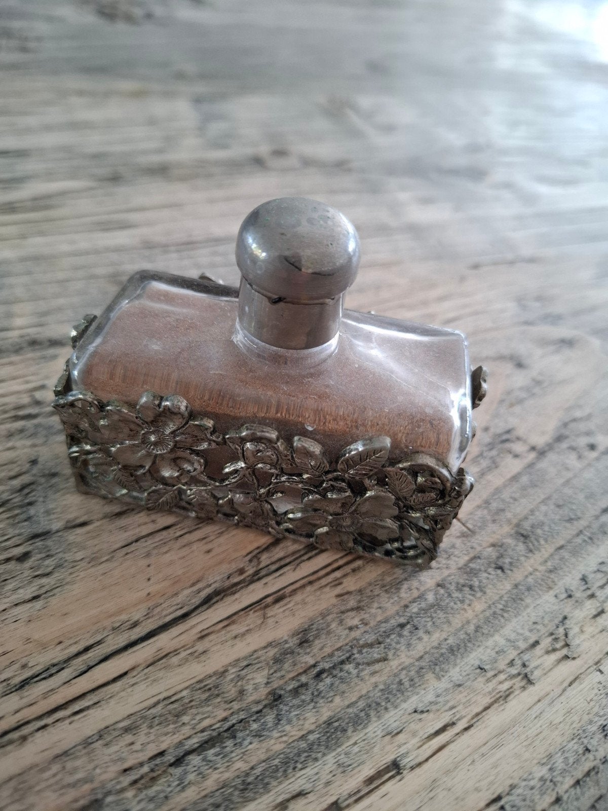 Antiek parfumflesje Art Deco, metaal en glas, Frankrijk, Antiek en Kunst, Ophalen of Verzenden