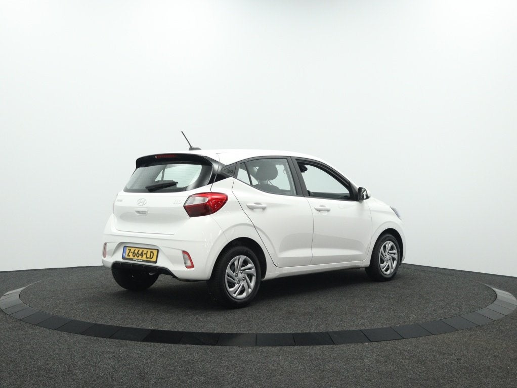Hyundai i10 1.0 Comfort | All season | Carplay Navigatie | A, Auto's, Hyundai, 12 maanden, Stof, 899 kg, 4 stoelen