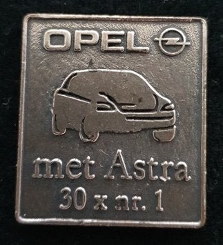 Opel met Astra 30x nr. 1 pin, Verzenden, Nieuw, Transport, Speldje of Pin