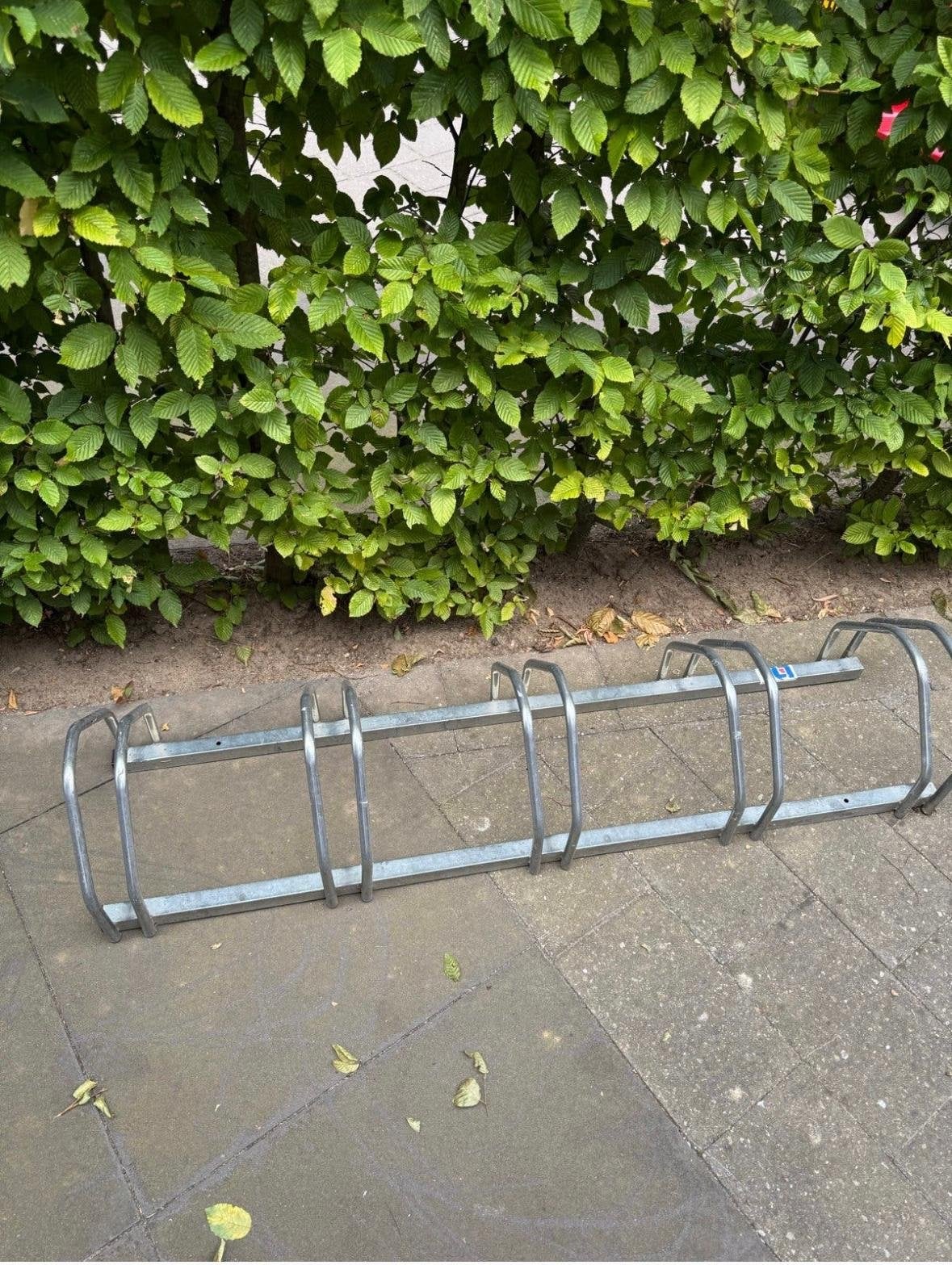Fietsenrek voor 5 fietsen - Gegalvaniseerd staal, Ophalen, Gebruikt