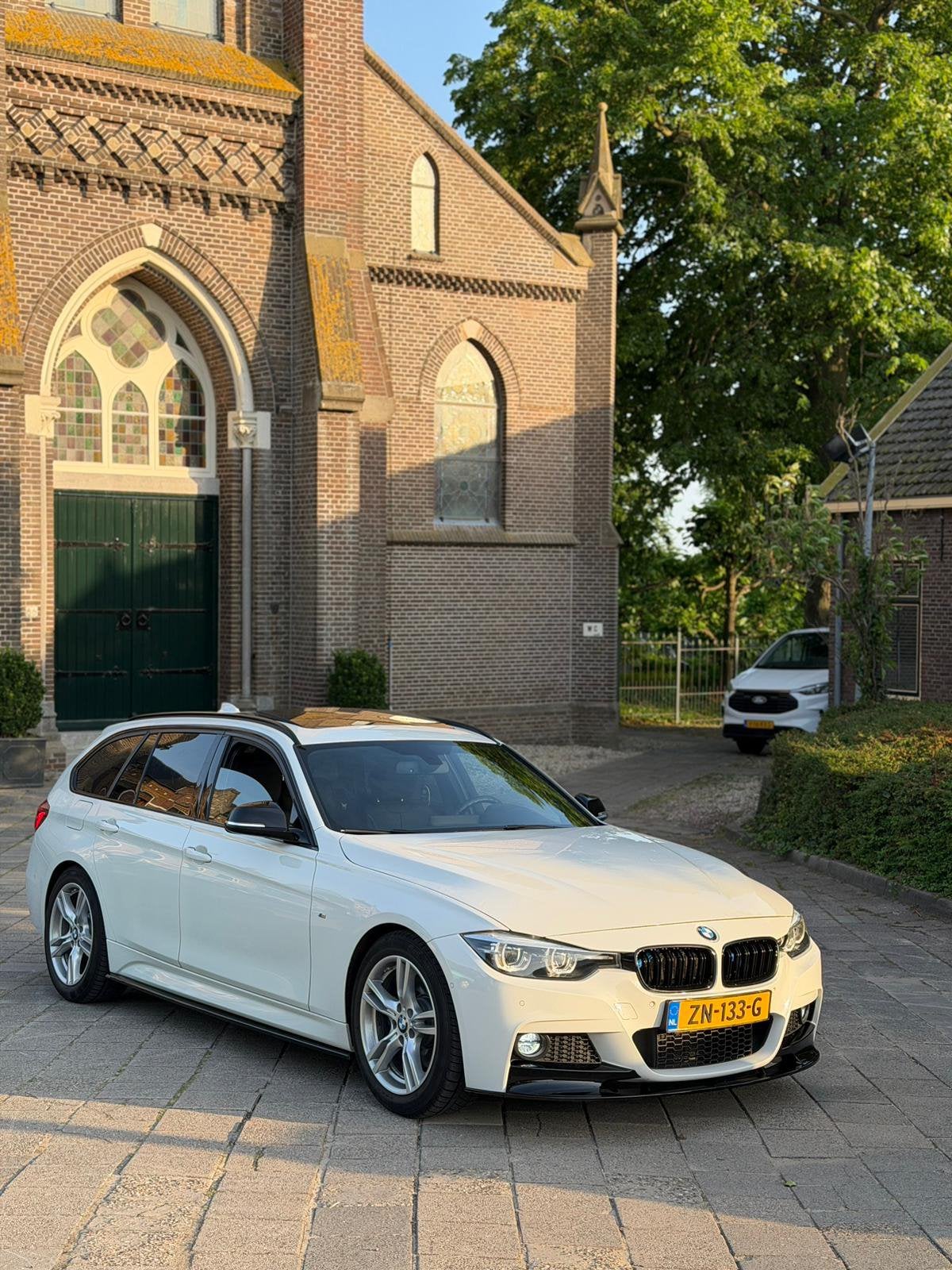 BMW 330i 2019  • €19.000, Auto's, BMW, Automaat, 1998 cc, Achterwielaandrijving, 4 cilinders