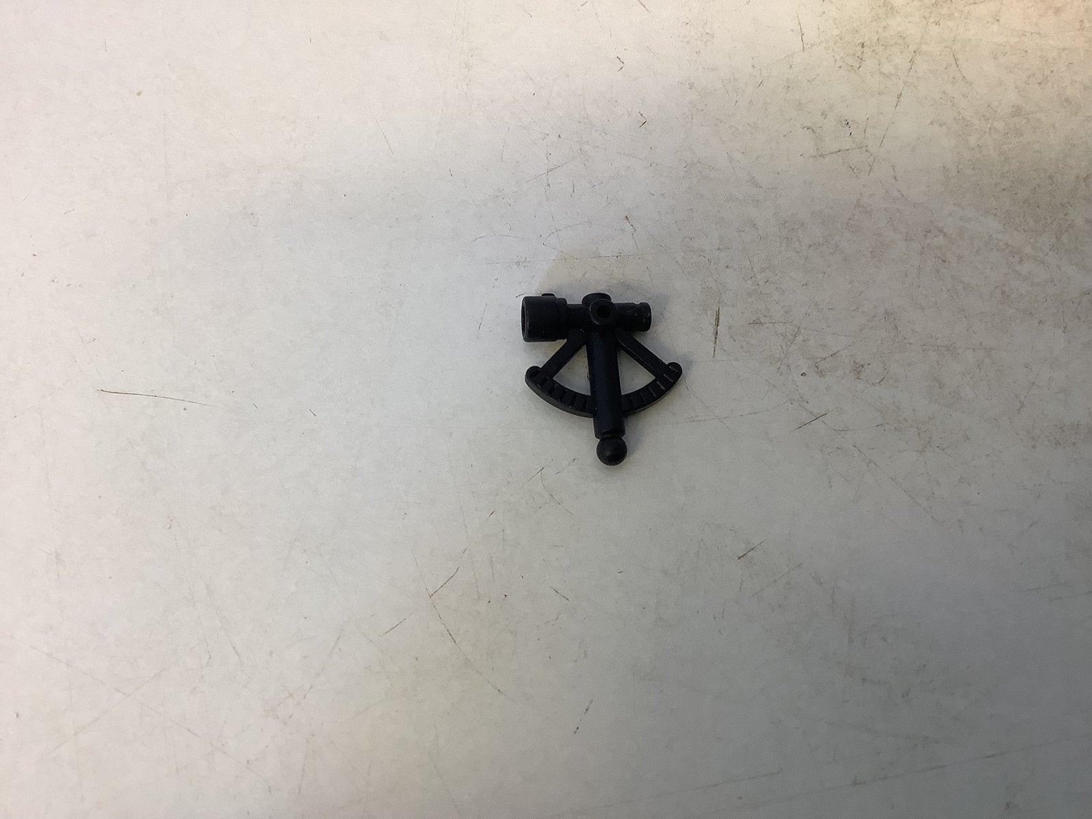 Lego minifiguur gereedschap sextant / kwadrant zwart, Ophalen of Verzenden, Gebruikt, Losse stenen, Lego