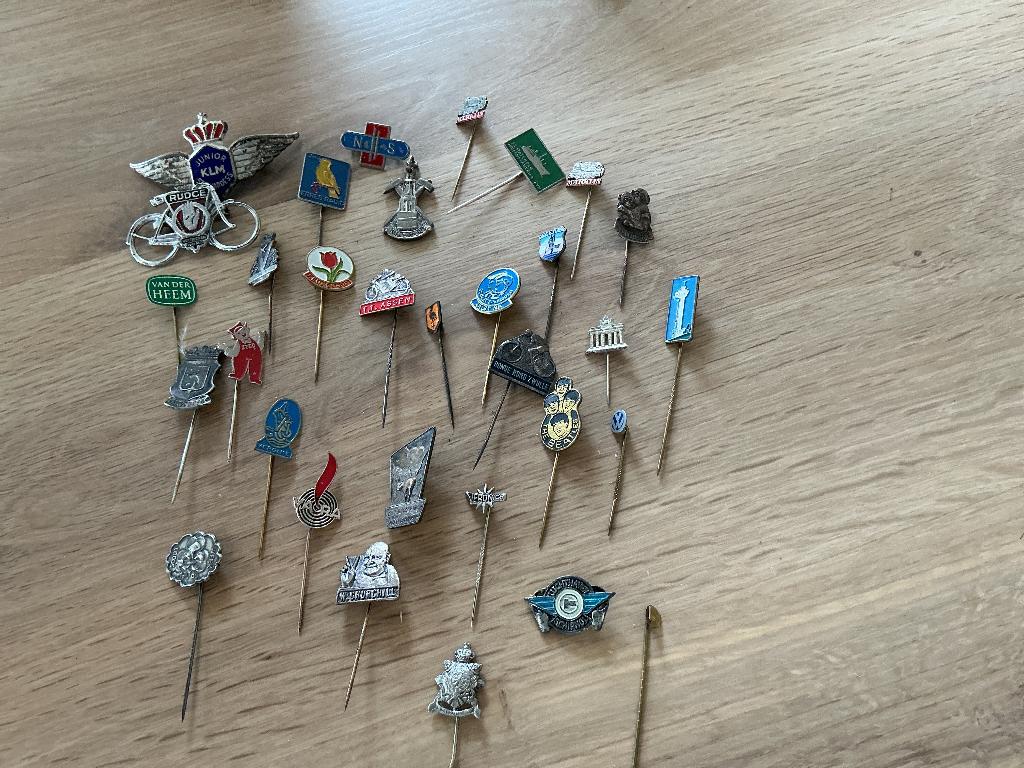 Speldjes/pins, Verzamelen, Ophalen of Verzenden, Gebruikt, Overige onderwerpen