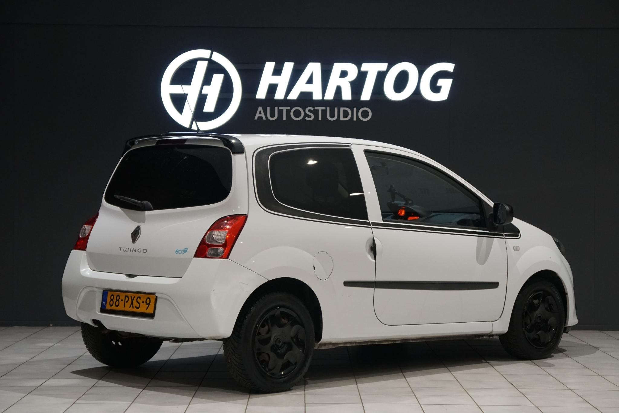 Renault Twingo 1.2-16V Collection + AIRCO / BLUETOOTH, Gebruikt, 4 cilinders, 4 stoelen, Wit