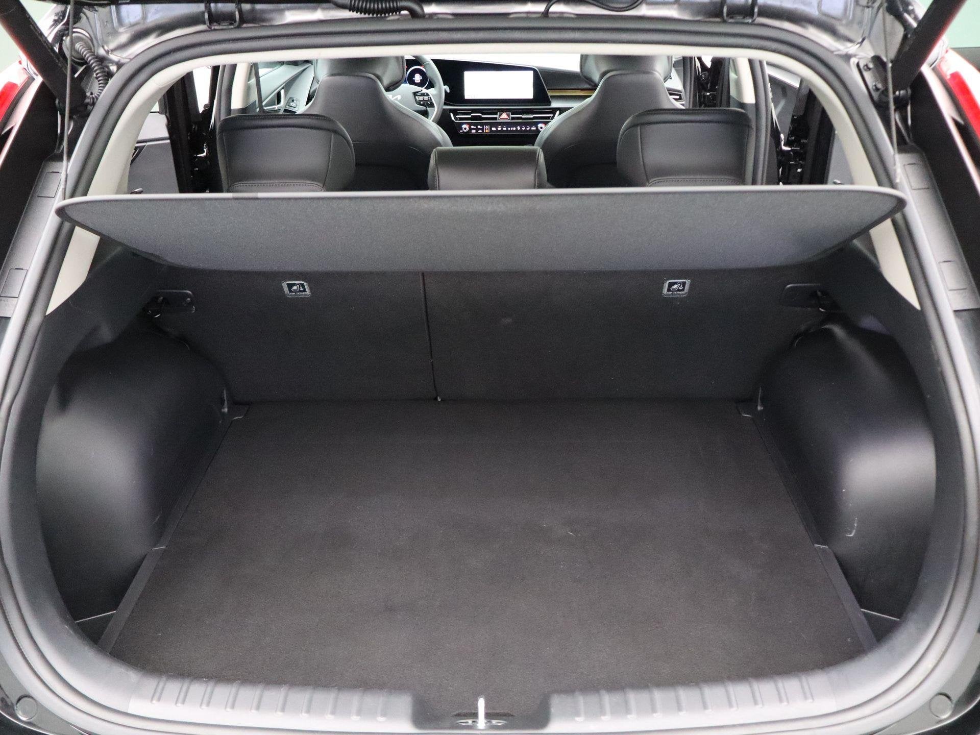 Foto 32 van Kia Niro 1.6 GDi Hybrid DynamicPlusLine Panorama | Stoel Stu