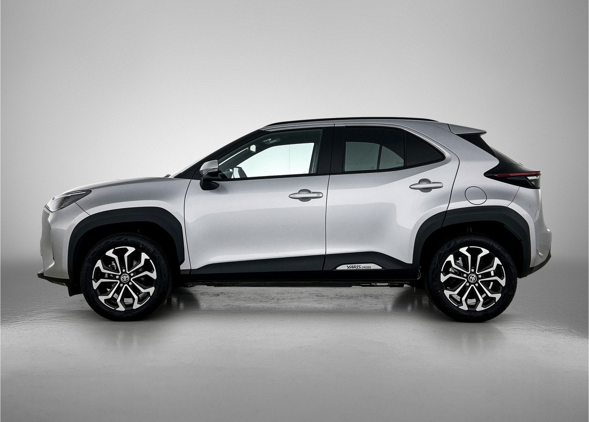 Toyota Yaris Cross 1.5 Hybrid 115 Dynamic | Voorstoelen verw, 12 maanden, Stof, Gebruikt, 116 pk