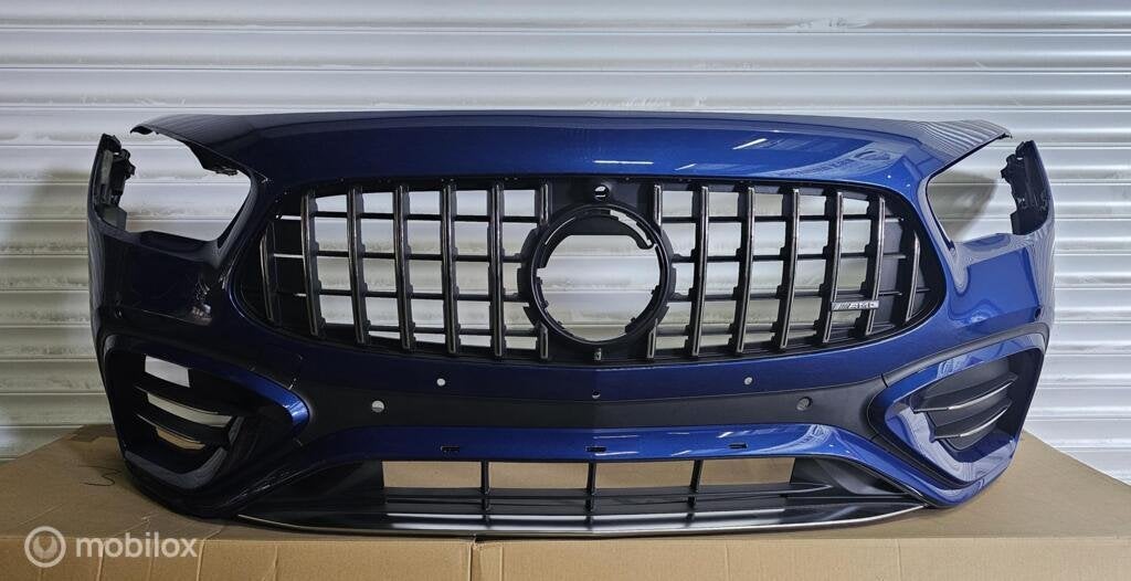 MERCEDES GLA45 AMG Voorbumper FACELIFT W247 2023, Gebruikt, Voor, Ophalen of Verzenden