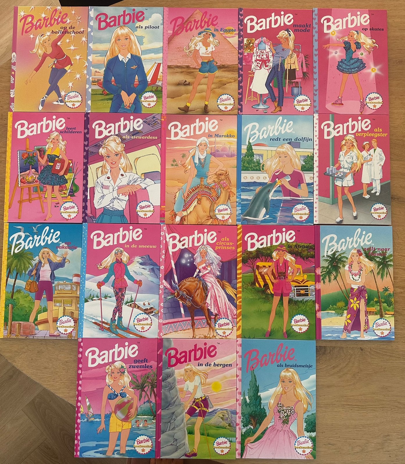 Barbie boekenclub 18 stuks, Boeken, Ophalen of Verzenden, Zo goed als nieuw, Fictie algemeen