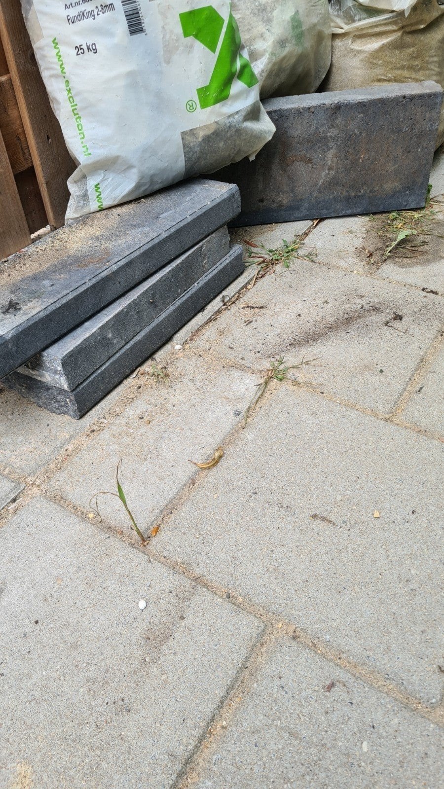 Opsluitbanden, Ophalen, Overige materialen