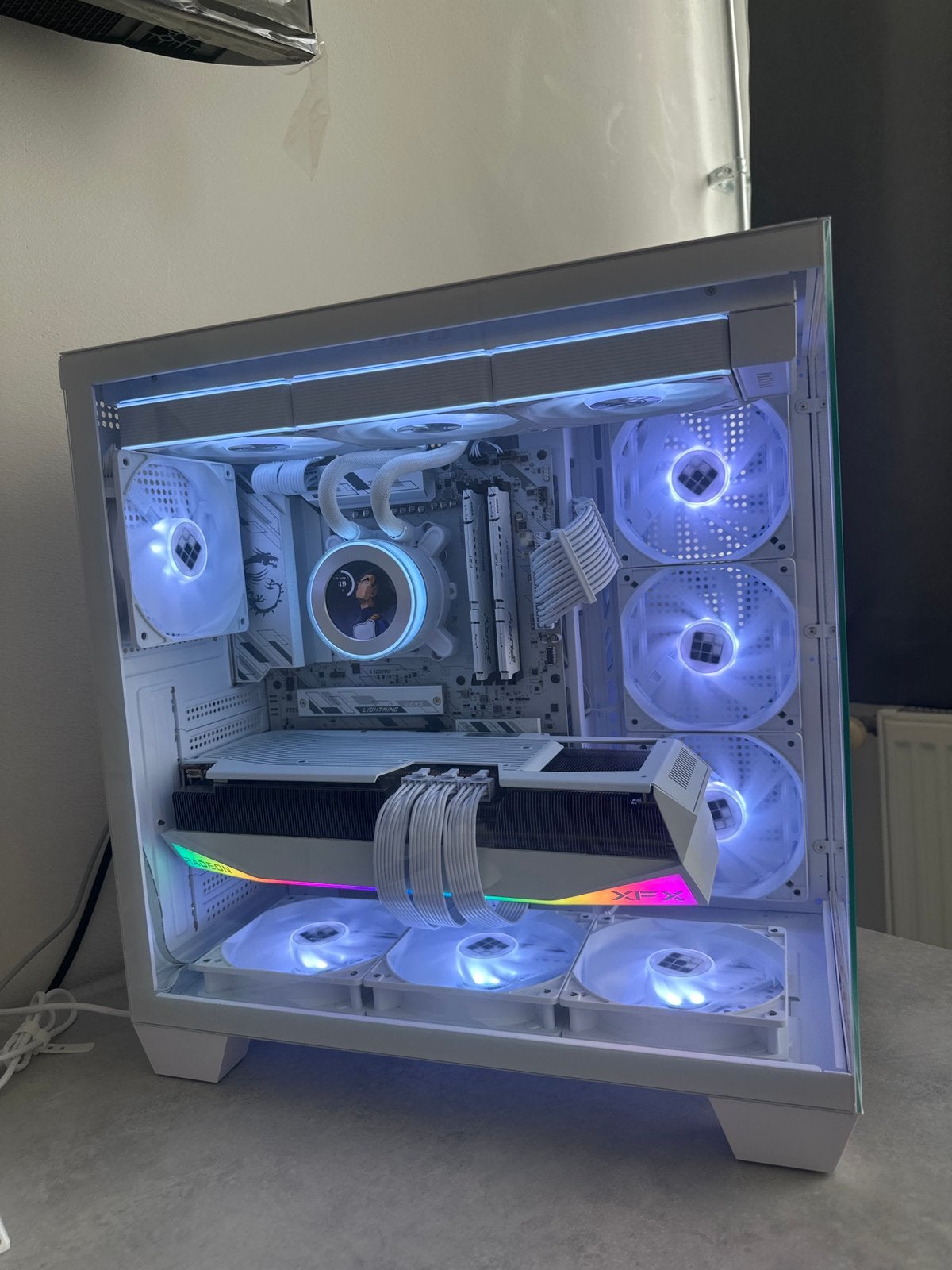 KRACHTIGE WIT PC 7800x3d en 9070XT - NIEUW+GARANTIE+FACTUUR, Ophalen, Zo goed als nieuw, Gaming, SSD