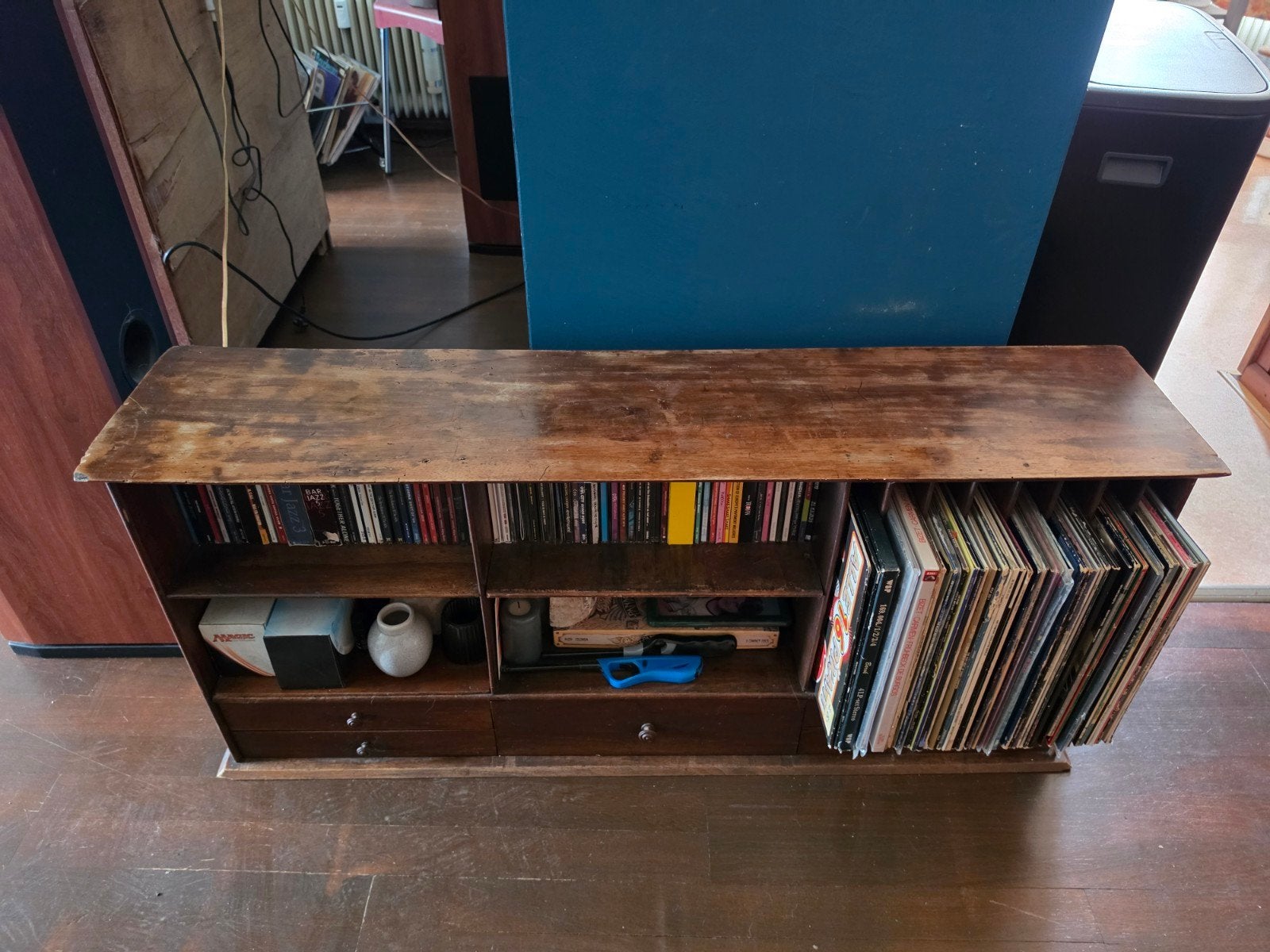 Houten CD/LP meubel met lades, Huis en Inrichting, Woonaccessoires | Cd- en Dvd-rekken, Ophalen, Hout, Cd's