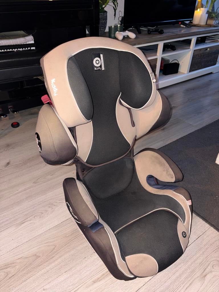 2x Kiddy autostoel met Isofix, Gebruikt, Zijbescherming, 9 t/m 36 kg, Isofix