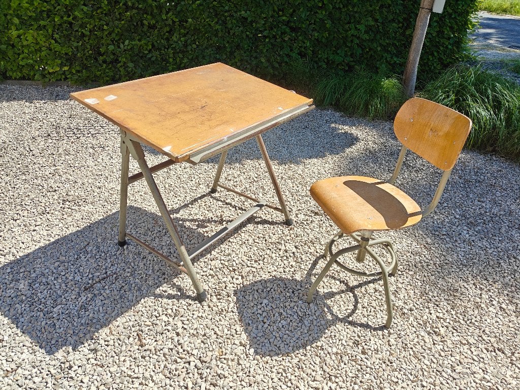 Mooie tekentafel met bijpassend stoel., Ophalen, Gebruikt, Minder dan 130 cm