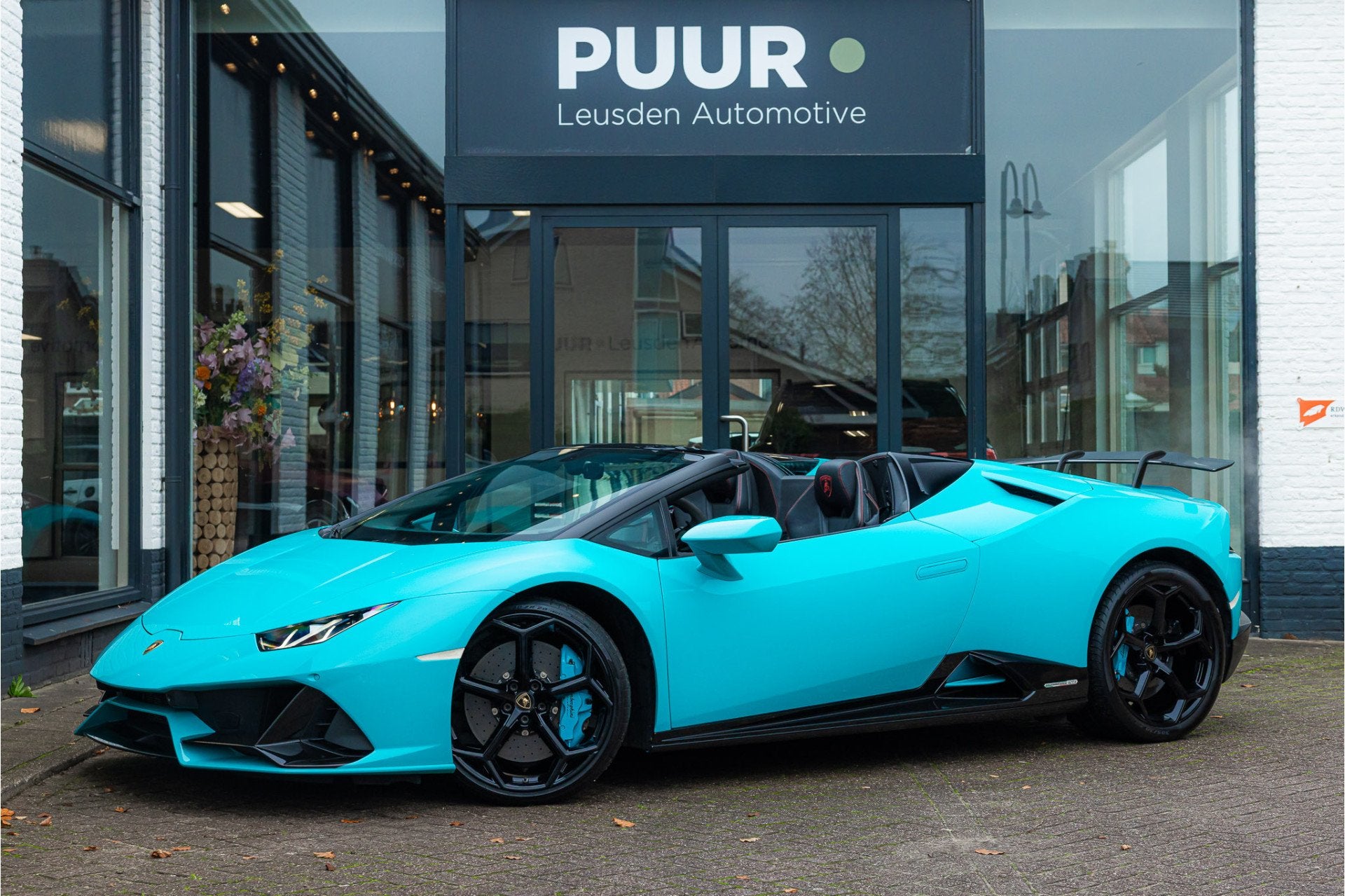 Lamborghini Huracán Evo Spyder 5.2 V10 EVO Spyder Novitec -, Auto's, Lamborghini, Automaat, Gebruikt, Zwart, 5204 cc