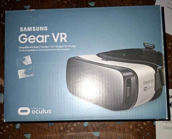 Samsung Gear VR SM-R322 Virtual Reality Bril, Ophalen of Verzenden, Zo goed als nieuw, VR-bril, Telefoon