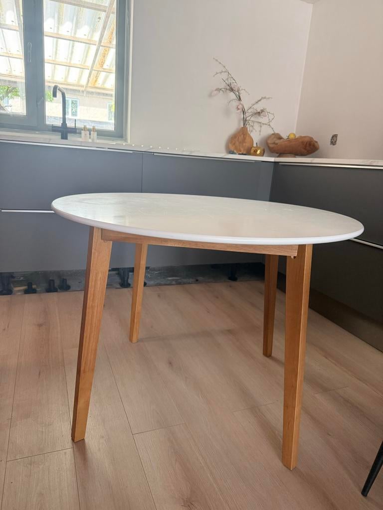 Moderne ronde eettafel met houten poten, Ophalen, Gebruikt, 100 tot 150 cm, Rond