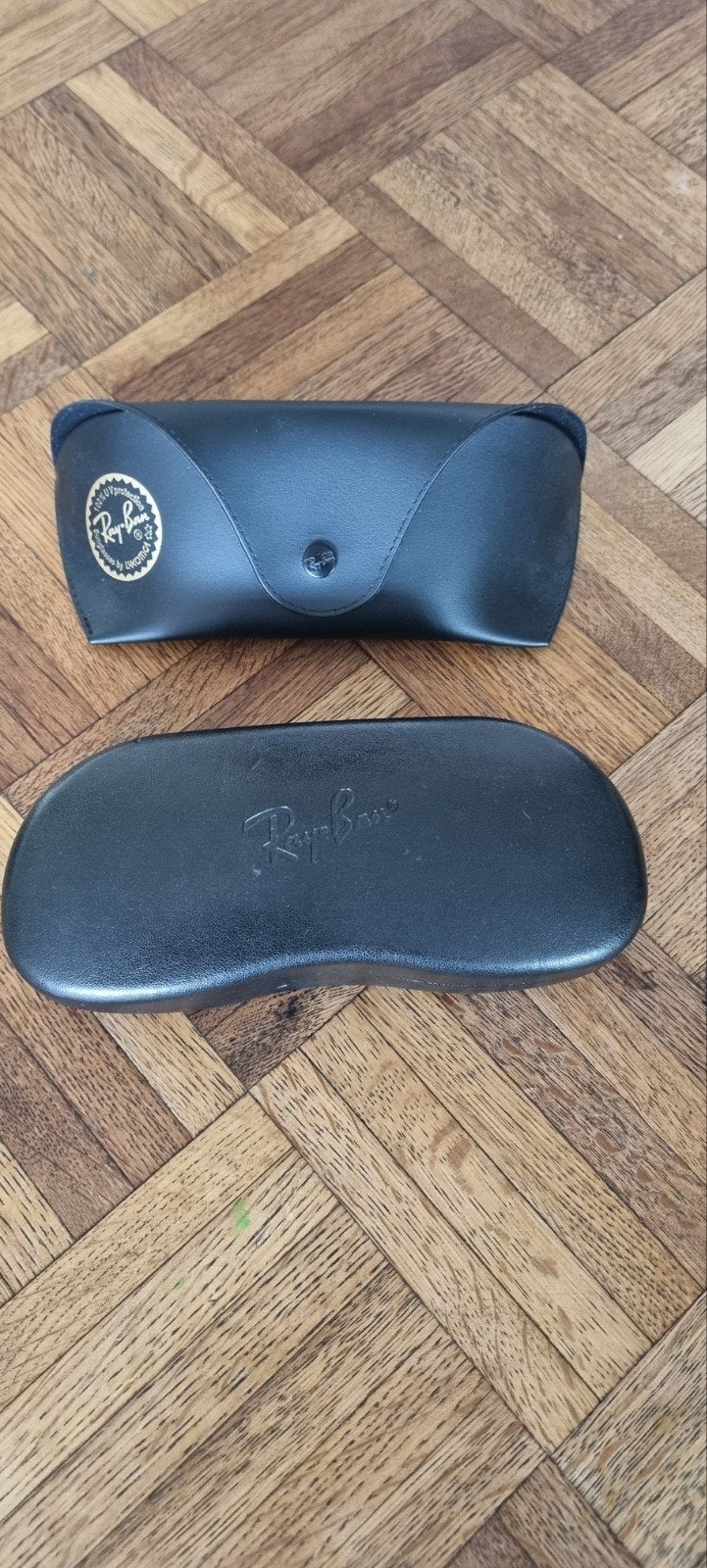 Ray-Ban brillenkokers zwart, nieuw 10 euro per stuk, Ophalen of Verzenden, Nieuw, Zwart, Ray-Ban