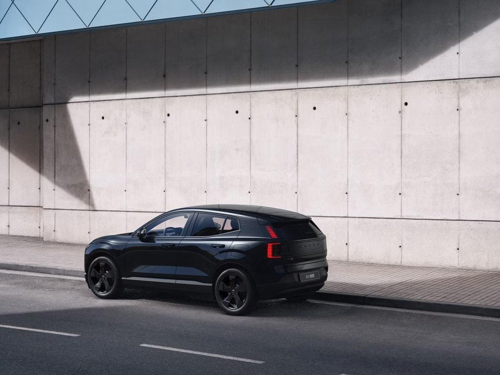 Volvo EX30 Single Motor Ext Range Plus Black Ed Europa 69 kW, Automaat, 476 km, Achterwielaandrijving, EX30