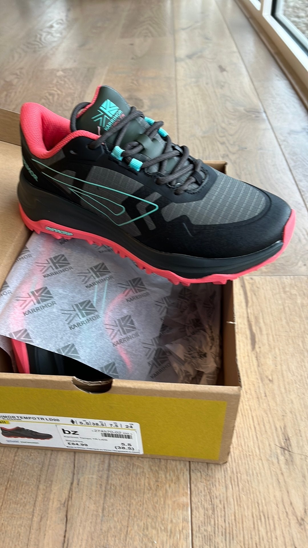 Dames Trail Schoenen mast 38,5, Ophalen of Verzenden, Zo goed als nieuw, Hardloopschoenen, Overige merken