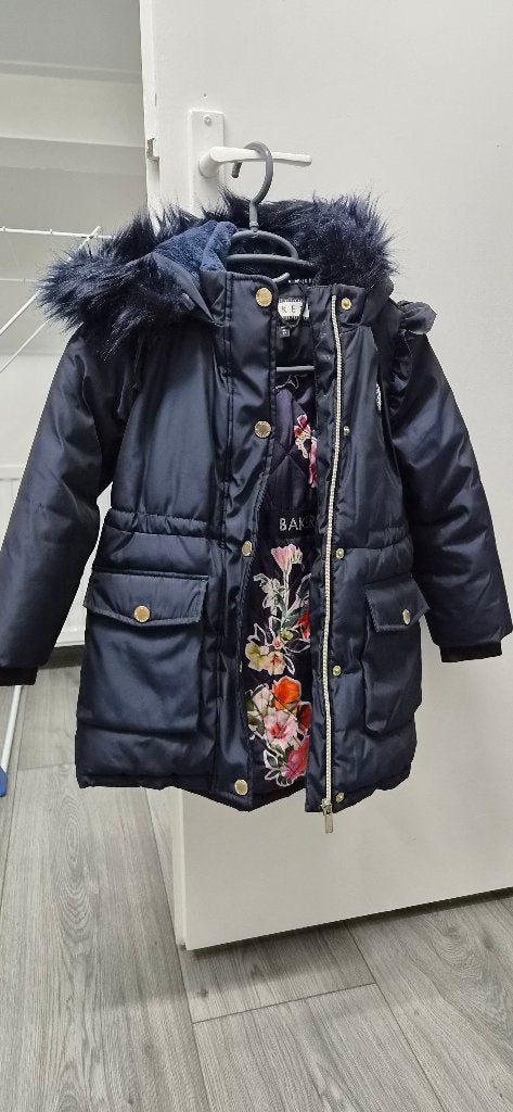 Winterjas kind, Kinderen en Baby's, Ophalen of Verzenden, Zo goed als nieuw, Maat 110