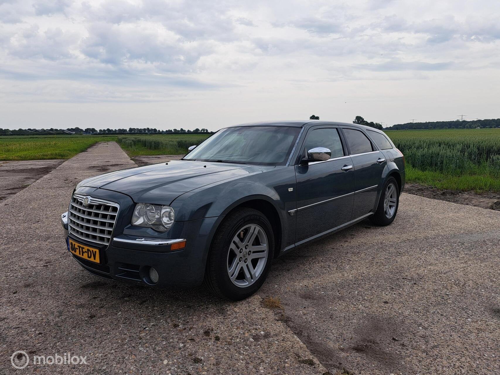 Chrysler 300C 2.7 V6 Touring, Auto's, Chrysler, Gebruikt, Bedrijf, Euro 4, Zilver of Grijs
