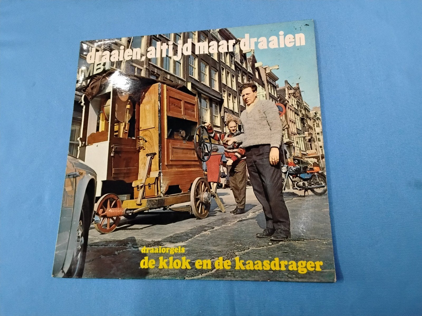 Draaiorgel en accordeon muziek, Ophalen