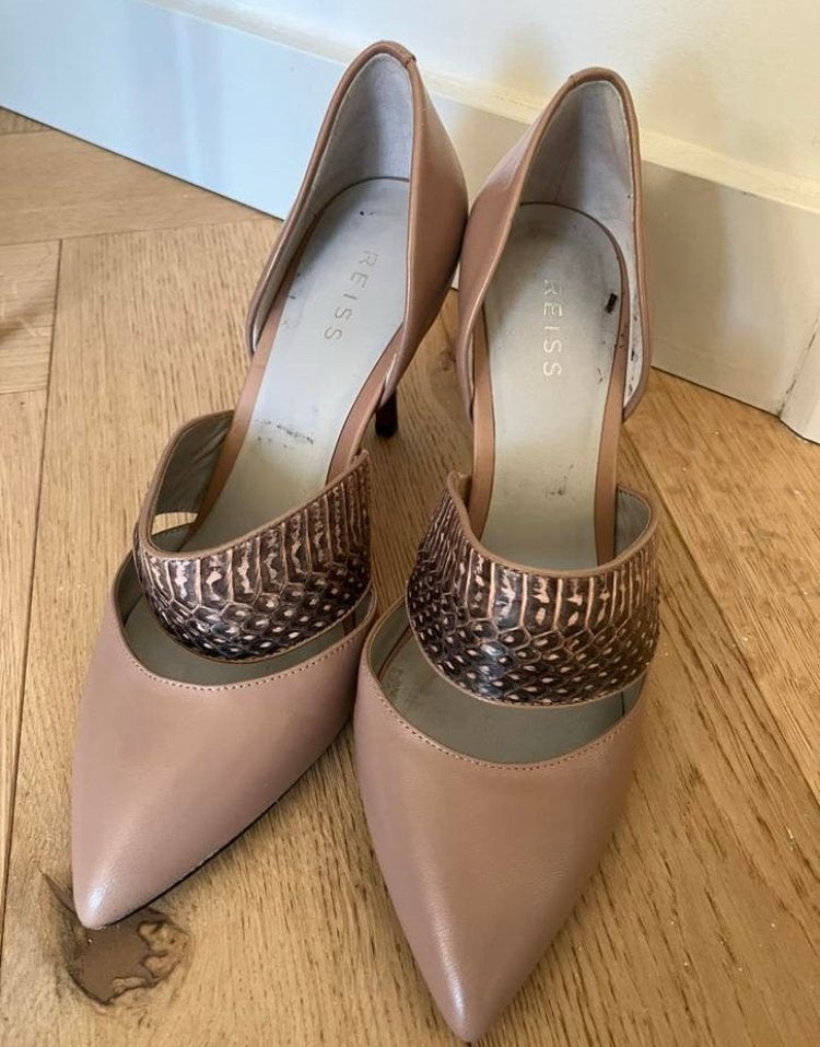 Reiss pumps hakken muiltjes schoenen slechts 1x gedragen, Ophalen of Verzenden, Zo goed als nieuw, Beige