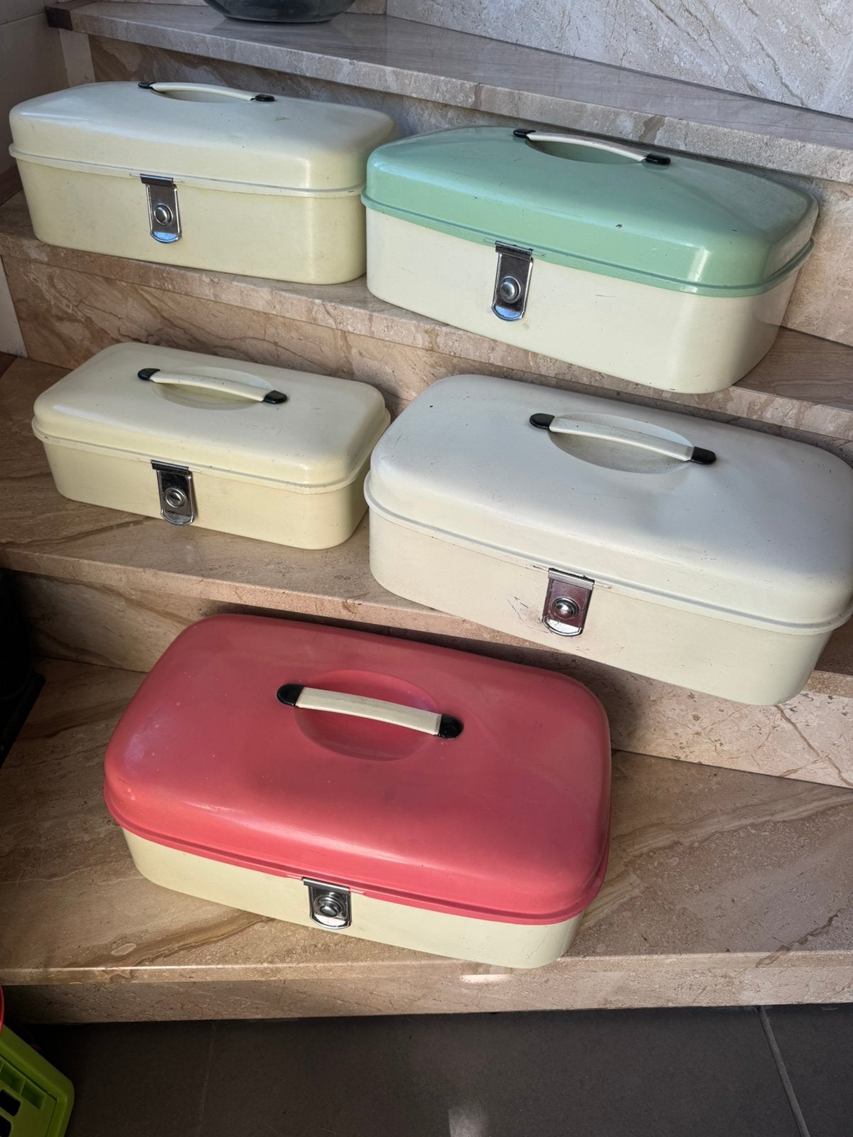 Vintage Brabantia jaren 50-60 broodtrommels metaal 5 stuks, Ophalen