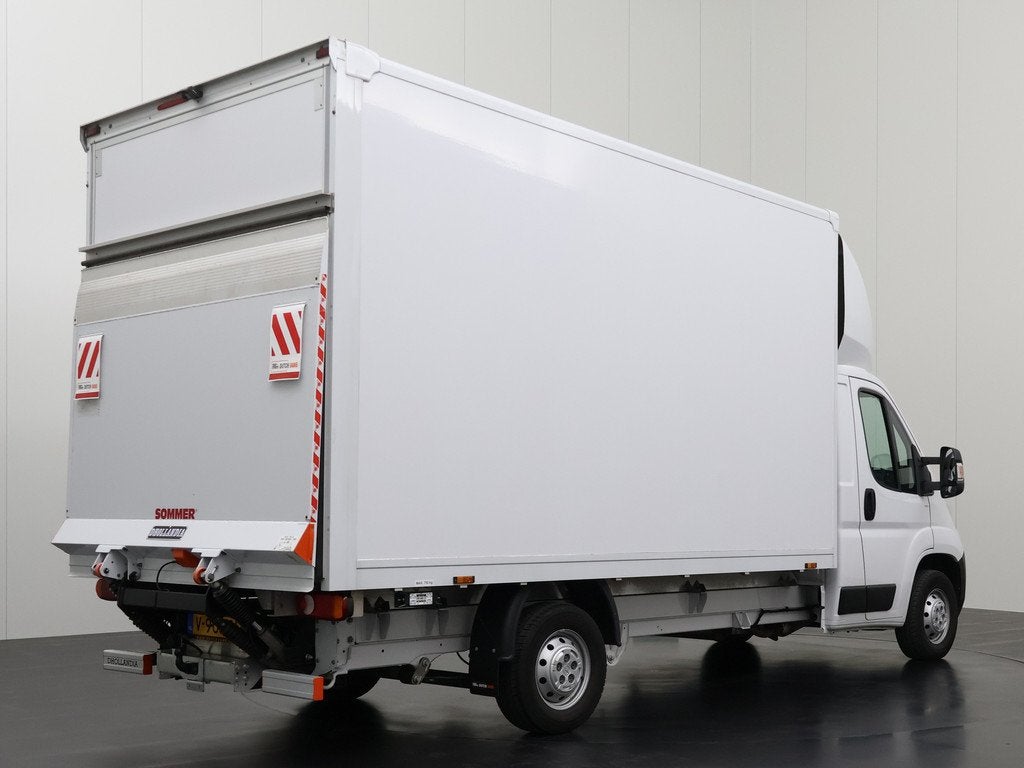 Opel Movano 140PK Bakwagen+Laadklep | 2500Kg Trekhaak | 1046, Auto's, Bestelauto's, Voorwielaandrijving, Stof, Gebruikt, 2500 kg
