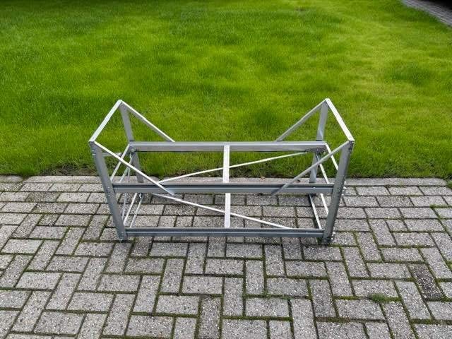 Mobilade uitschuifframe dubbel rek voor camperbus, Ophalen, Zo goed als nieuw