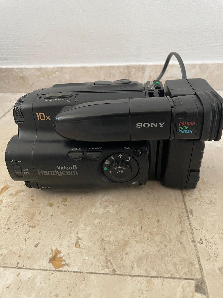 Z.g.a.n. Sony Video 8 Handycam inclusief luxe tas, Ophalen of Verzenden, 8 tot 20x, Sony, Geheugenkaart