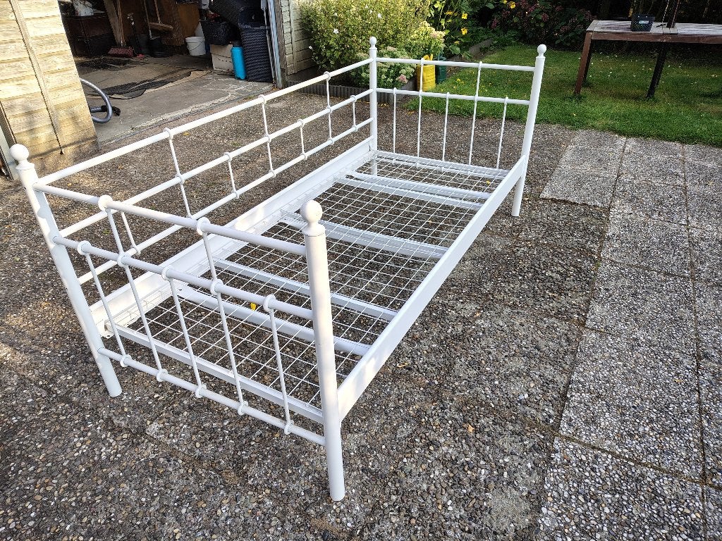 Metalen bed, Ophalen, Gebruikt, 90 cm, Eenpersoons