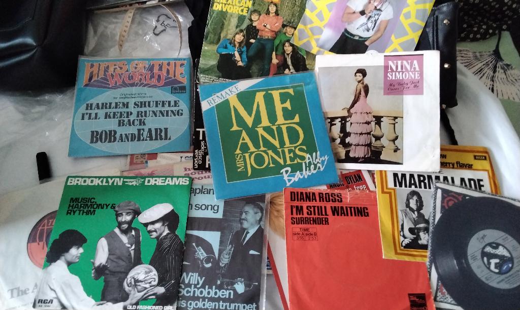 Iggy Pop Sweet Trammps Dave Mason Nina Simone Road SINGLES, Ophalen, Gebruikt, Overige genres, 7 inch