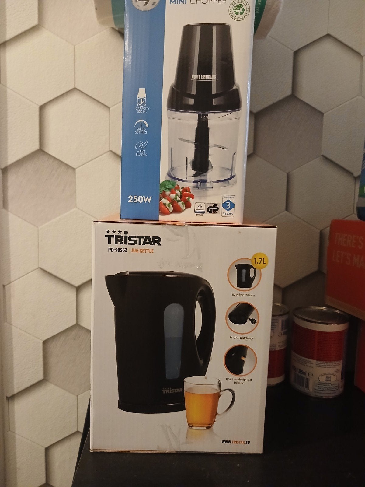 Nieuwe waterkoker en mini chopper set, 1 tot 2 liter, Ophalen of Verzenden, Nieuw