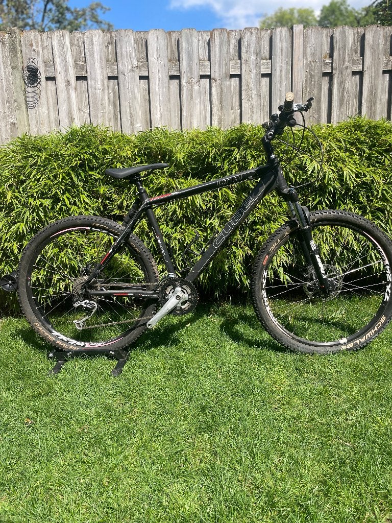 Mountainbike Cube, Gebruikt, Hardtail, Velgrem, 45 tot 49 cm