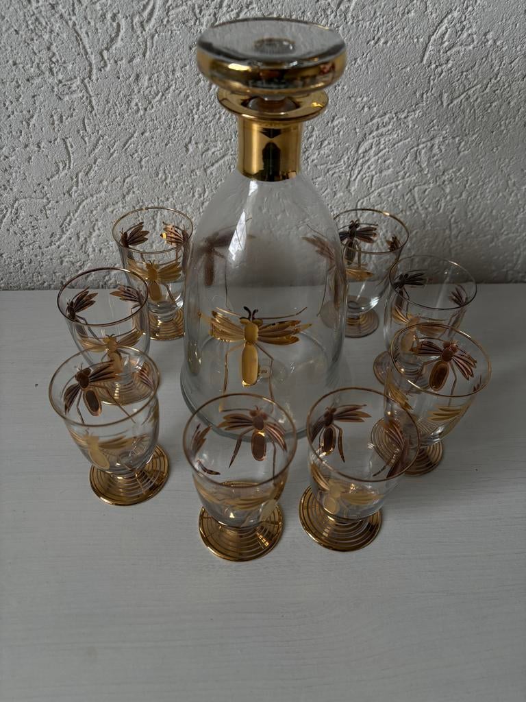 Vintage likeurset met karaf en 8 glaasjes - insectenmotief, Antiek en Kunst, Antiek | Glas en Kristal, Ophalen