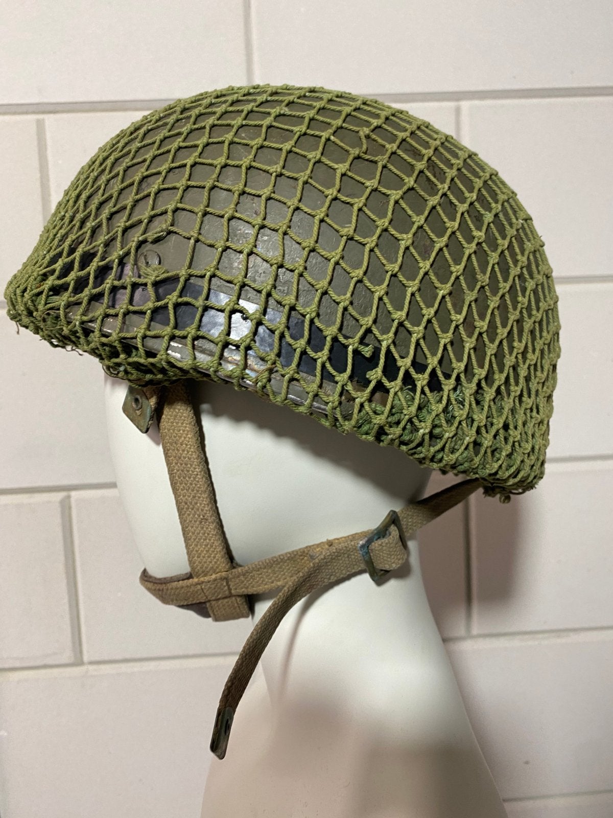 Britse (Airborne) parahelm - 1979, Verzamelen, Ophalen of Verzenden, Landmacht, Engeland, Helm of Baret